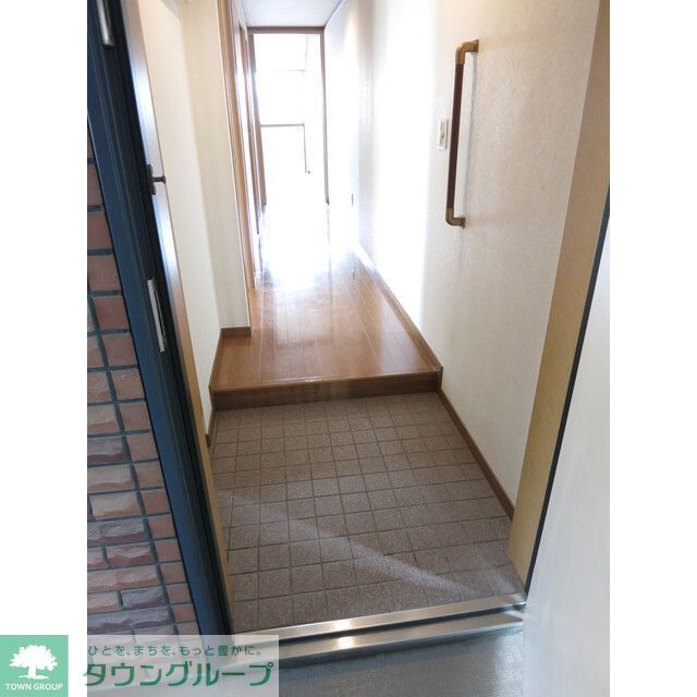 玄関　同タイプ・別部屋