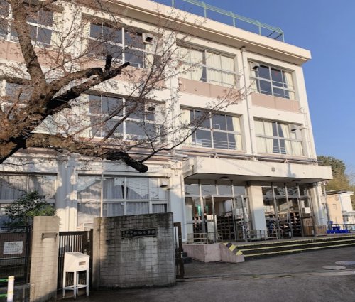 小学校　大田区立松仙小学校（小学校）まで227m