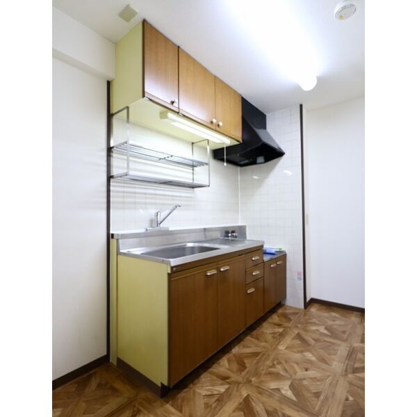 キッチン　同タイプ別部屋の写真です