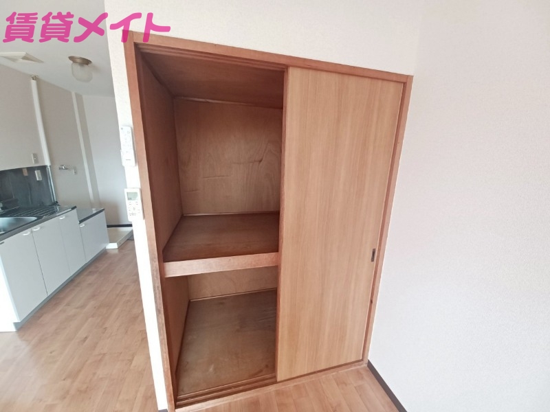 収納　別部屋参照。現状優先になります。