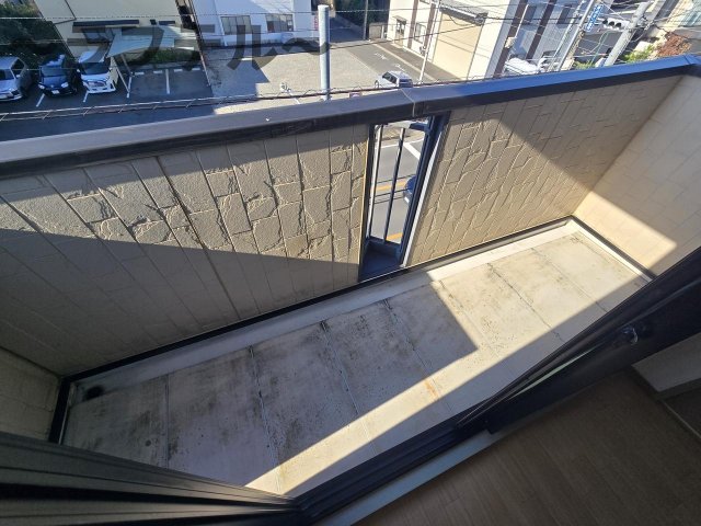 バルコニー　別部屋イメージ写真