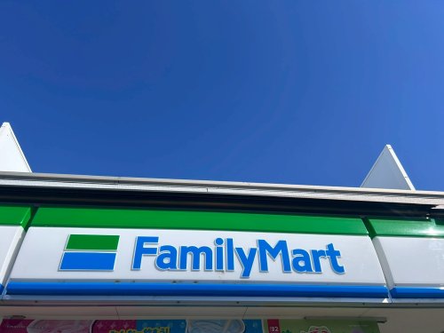 コンビニ　ファミリーマート 甲子園口店（コンビニ）まで95m