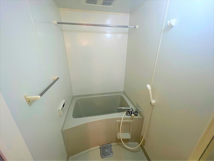 バス・シャワールーム　※写真は同タイプ住戸です