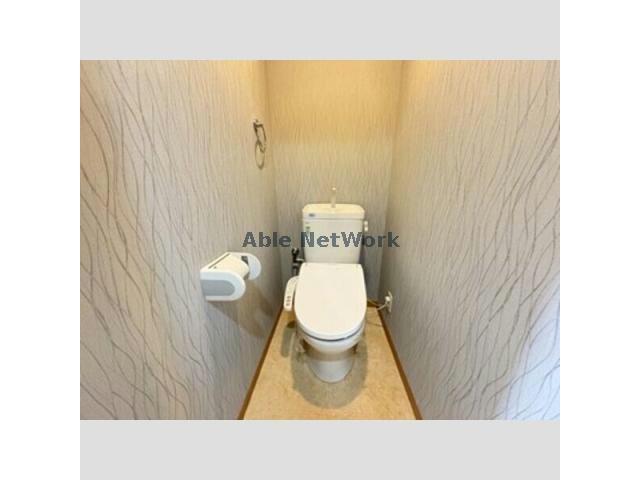名鉄西尾線 西尾駅 徒歩11分 3階建 築17年のトイレ写真