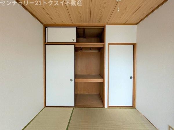 収納　同物件、別室の写真です。