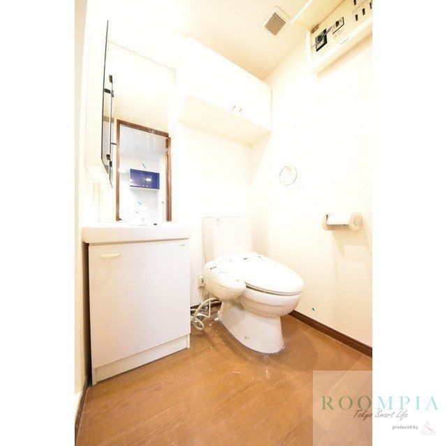 トイレ　※同タイプの別のお部屋です。