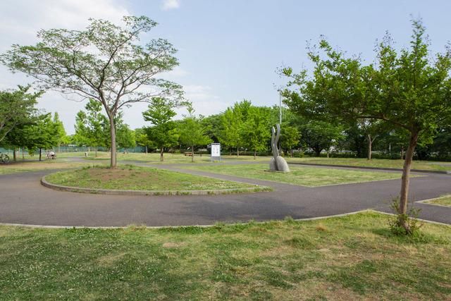 その他　多摩川緑地公園ゲートボール場（その他）まで1213m