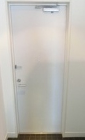 玄関　別部屋同仕様