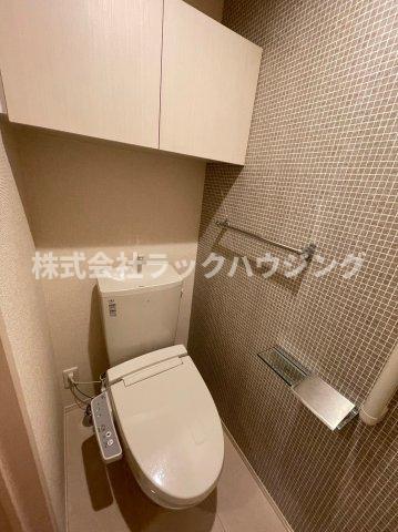 トイレ　【お部屋探しはラックハウジングにお問合せ下さいませ】
