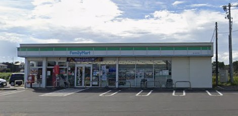 コンビニ　ファミリーマート 龍ヶ崎平台店（コンビニ）まで256m