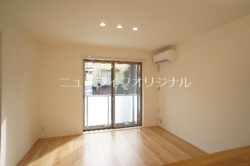 居室・リビング　11.5帖LDK☆快適な暮らしに欠かせないエアコン付☆