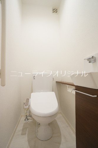 トイレ　あると嬉しい温水洗浄便座付きトイレ☆
