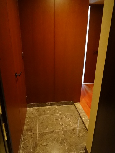 玄関　参考写真