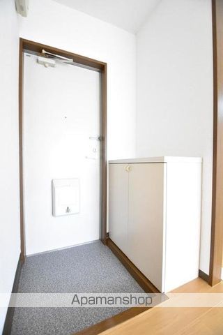 クローバーヒルズIIの玄関写真