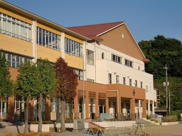 小学校　長尾小学校（小学校）まで1226m