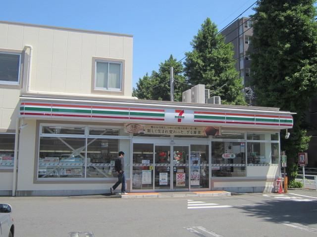 コンビニ　セブンイレブン府中緑町2丁目店（コンビニ）まで228m