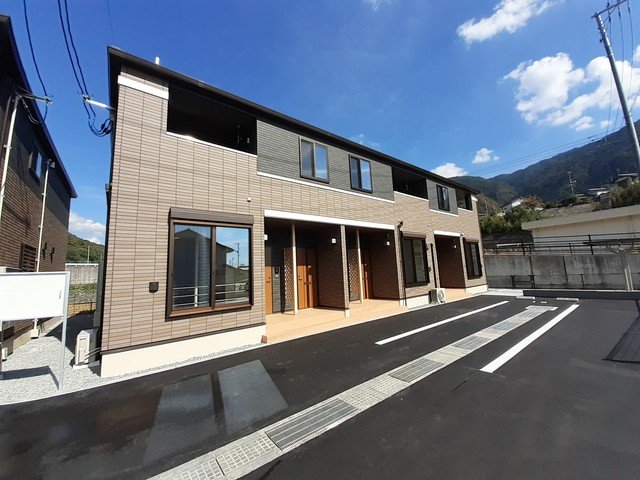 建物外観　外観は落ち着いています