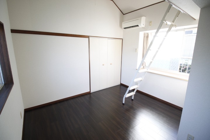 居室・リビング　※他部屋参考写真