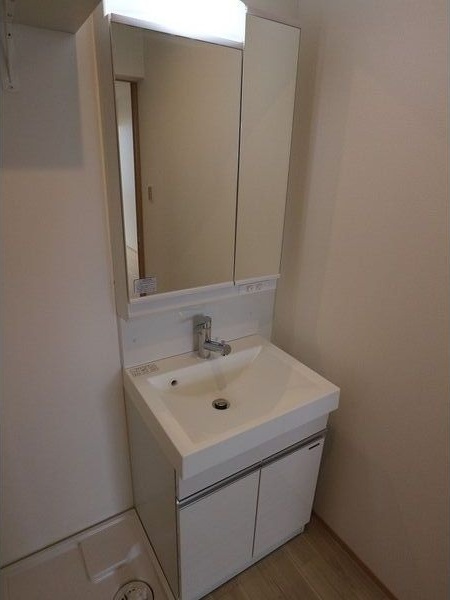 REGALESTリバーサイド新富の内装写真