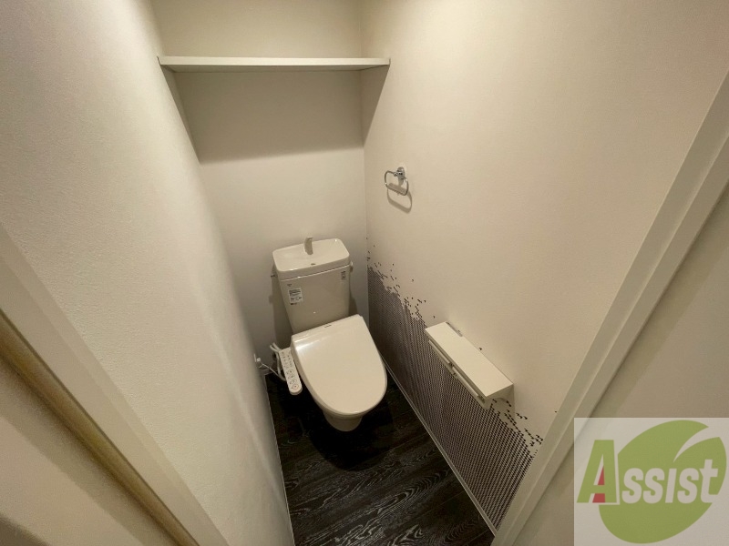 地下鉄南北線 中島公園駅 徒歩14分 5階建 築8年のトイレ写真
