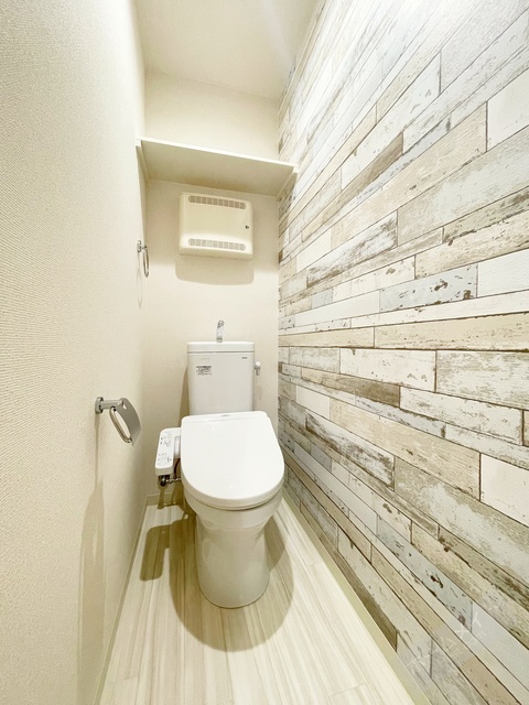 フジパレス浜寺石津西のトイレ写真