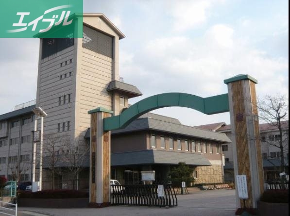 小学校　岡山市立御南小学校（小学校）まで183m