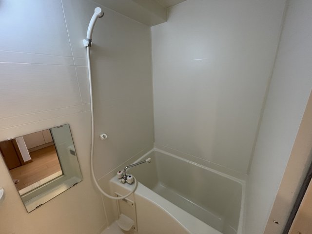 バス・シャワールーム　シンプルで使いやすい浴室です！