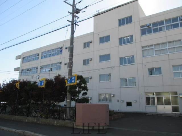 小学校　札幌市立北野平小学校（小学校）まで718m