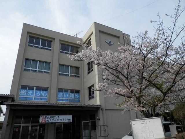 中学校　札幌市立北野中学校（中学校）まで726m