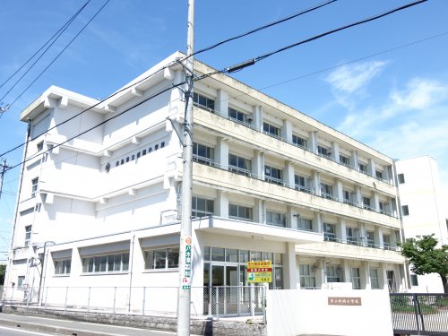 小学校　津島市立蛭間小学校（小学校）まで308m