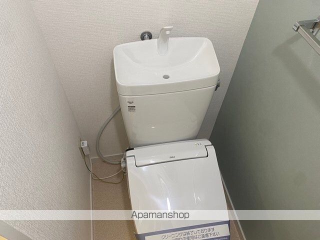 ＪＲ中央線 東小金井駅 徒歩8分 2階建 築43年のトイレ写真