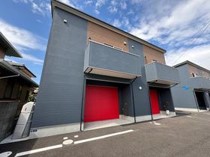 建物外観　隣のA棟の写真です！