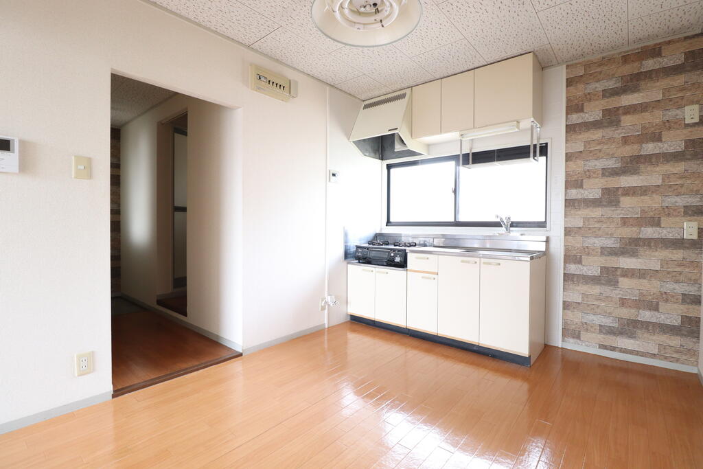 居室・リビング　ダイニングキッチンです！