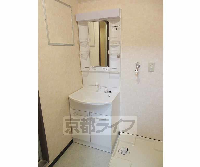 洗面設備　独立洗面台です！