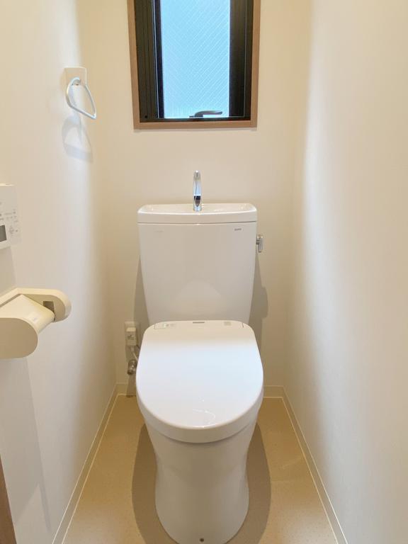 目白4丁目マンションのトイレ写真