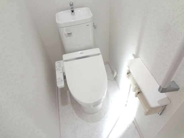 トイレ　トイレ