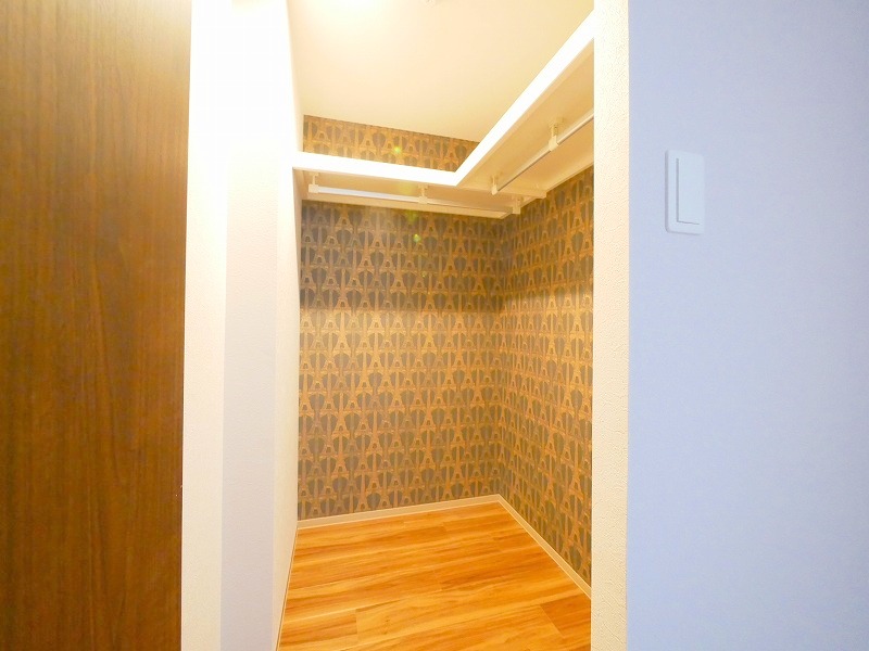 収納　荷物が多くても安心なウォークインクローゼット♪