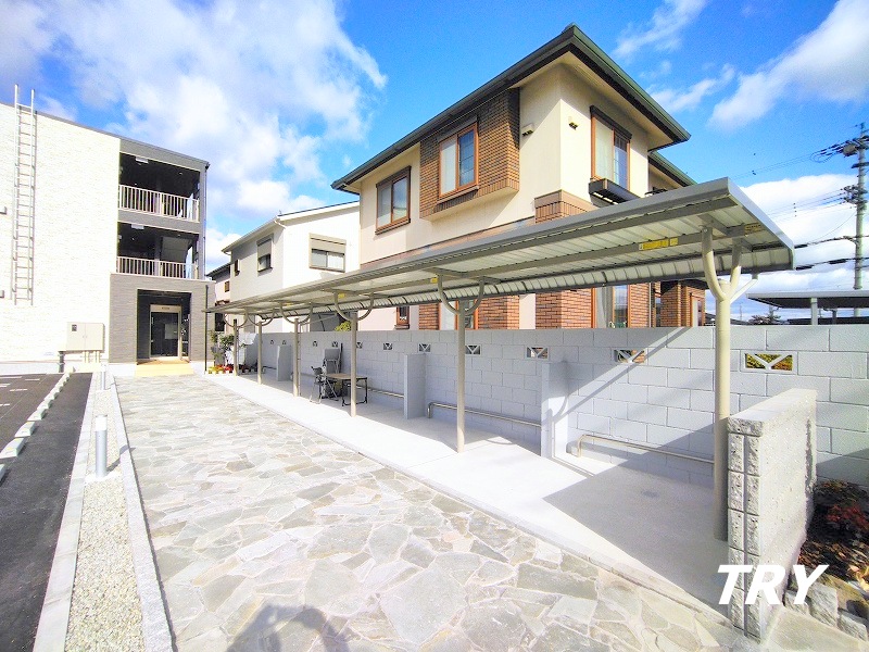 その他共有部分　屋根付き駐輪場