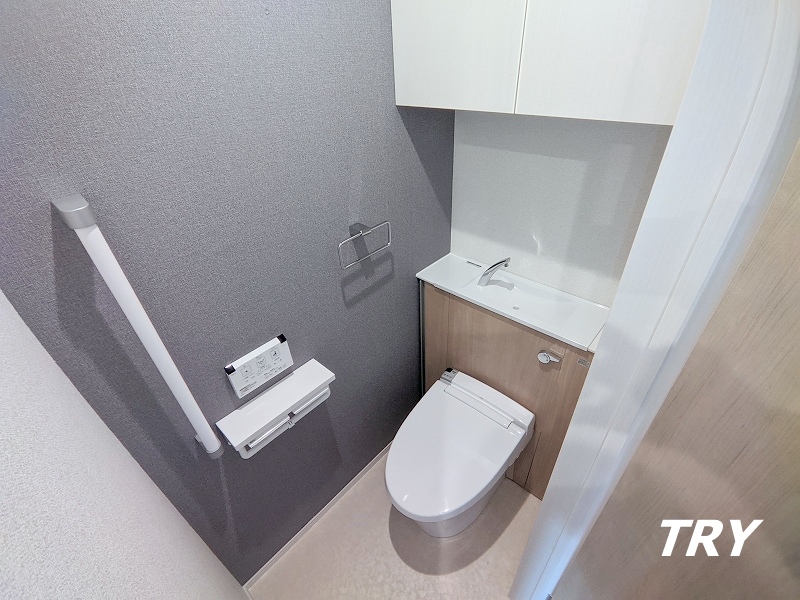 トイレ　温水洗浄便座