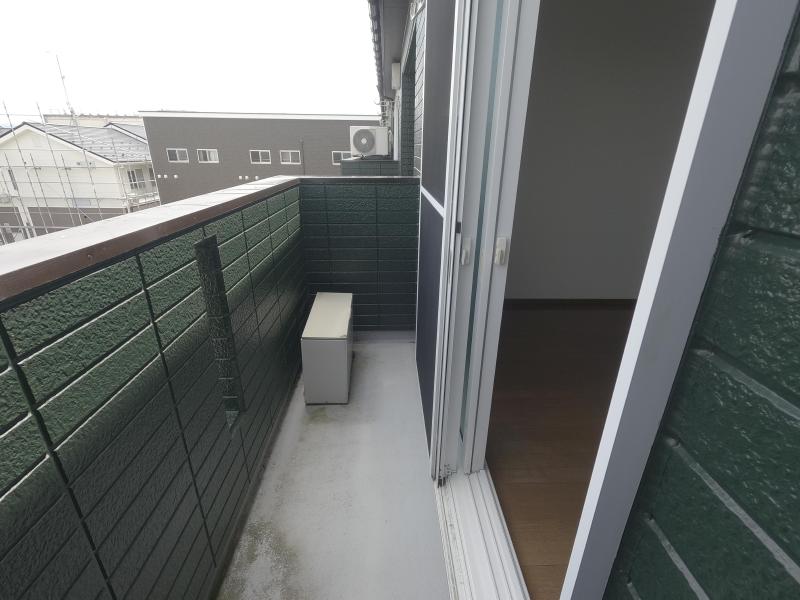 バルコニー　同タイプ室内写真となります。