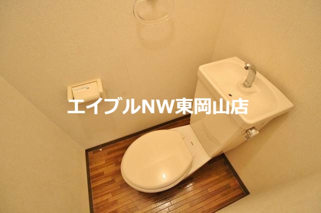 トイレ　トイレ