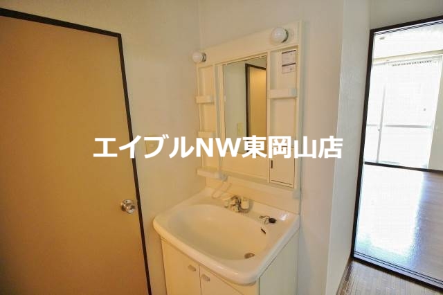 洗面設備　シャンプードレッサー