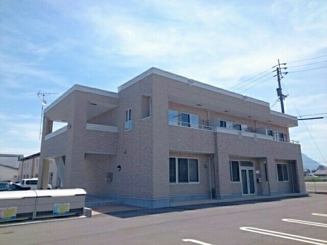 香川県丸亀市富士見町１（アパート）の賃貸物件の外観