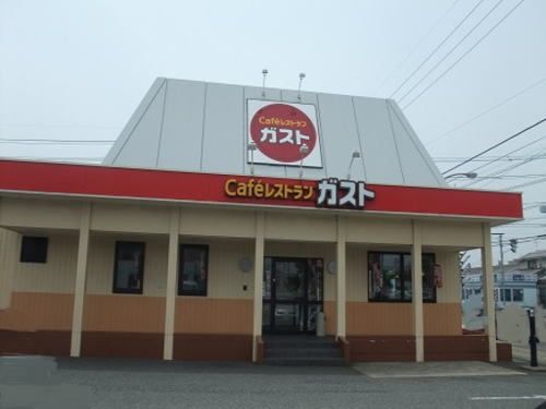 【ウエスタン・ヴィラ　IIの飲食店】