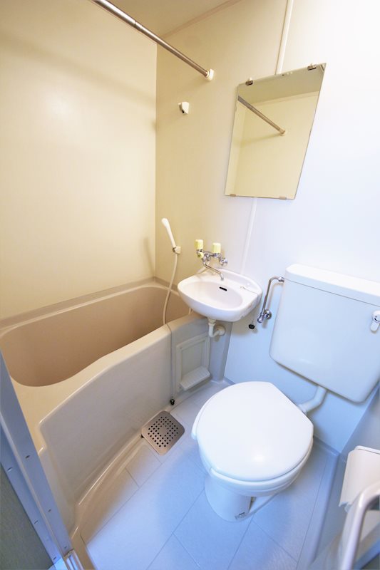 バス・シャワールーム　他号室参考写真