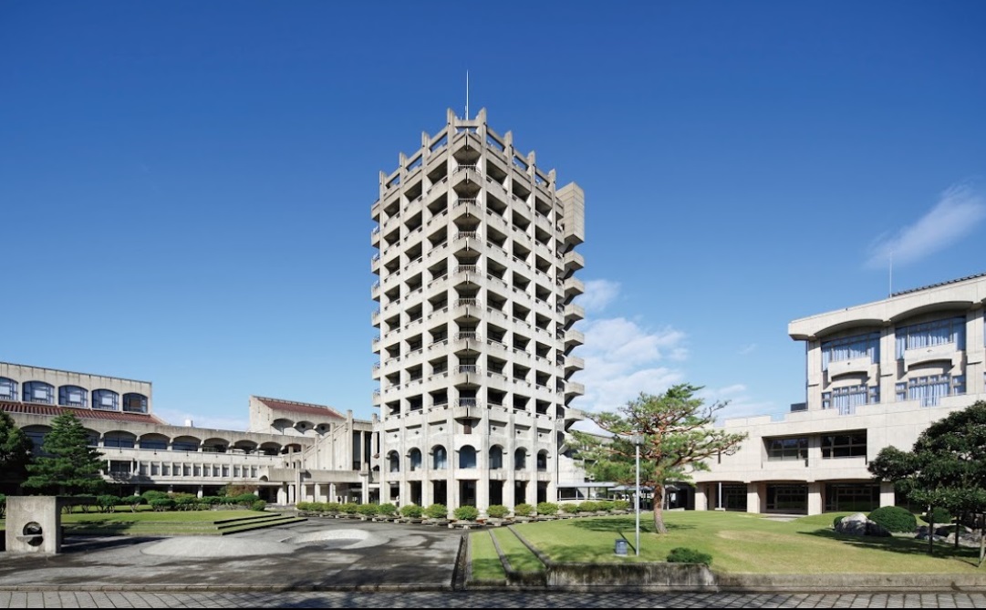大学・短大　私立金沢工業大学（大学・短大）まで999m