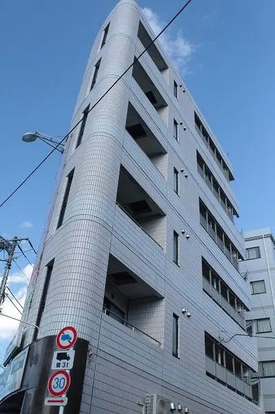 【エミグラント南長崎の建物外観】