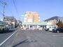 コンビニ　ファミリーマート関町庚申通り店（コンビニ）まで126m