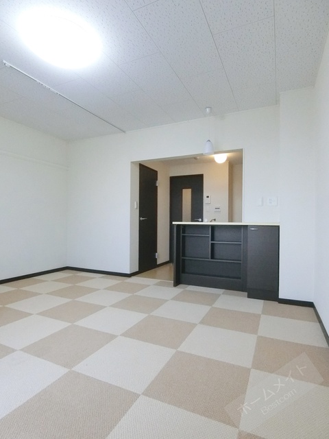 その他部屋・スペース　１Ｆはフローリング・２Ｆカーペット