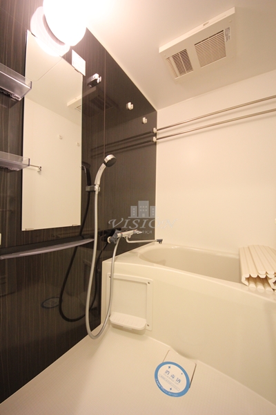 バス・シャワールーム　別タイプのお部屋の写真になります。